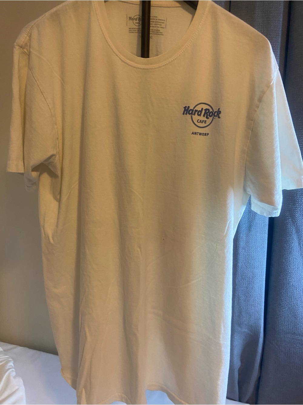 Hard Rock Cafe White T‑Shirt with Small Blue Logo - Antwerp